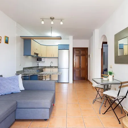 דירה Home2book Sunny Getaway, Terrace & Pool אל מדאנו