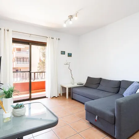 Home2book Sunny Getaway, Terrace & Pool