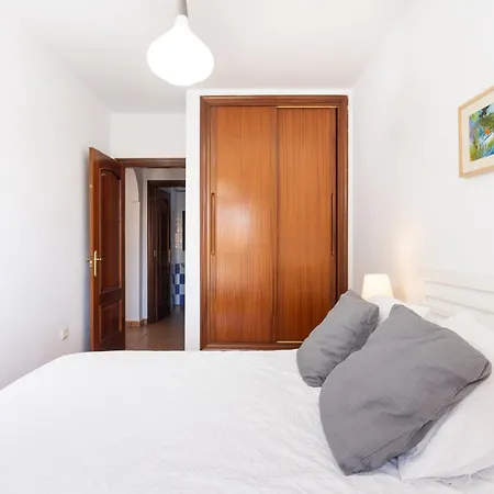 Home2book Sunny Getaway, Terrace & Pool * אל מדאנו