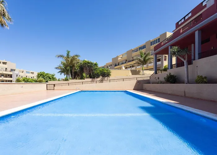 Home2book Sunny Getaway, Terrace & Pool *