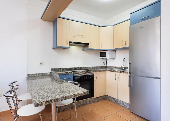 Home2book Sunny Getaway, Terrace & Pool Appartement