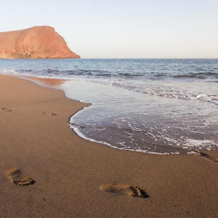 Home2book Sunny Getaway, Terrace & Pool Appartement