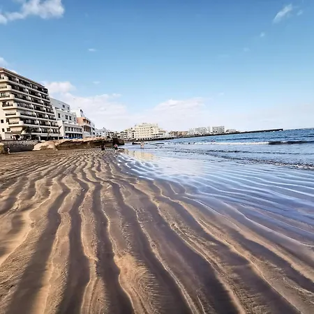 Home2book Sunny Getaway, Terrace & Pool Appartement