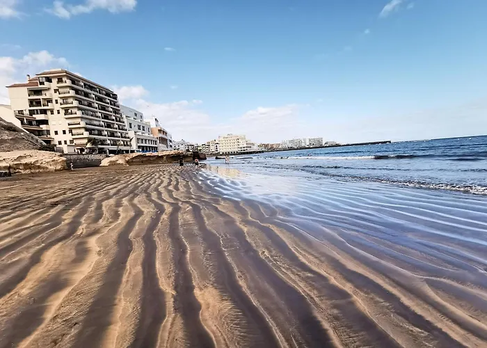 Home2book Sunny Getaway, Terrace & Pool Apartmán