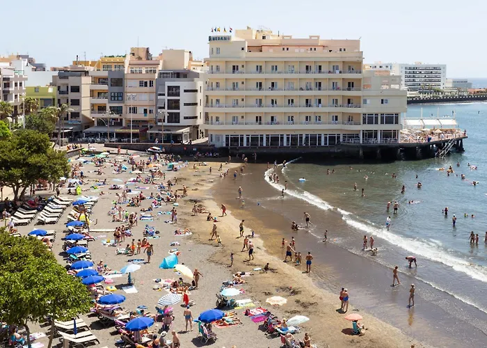 Home2book Sunny Getaway, Terrace & Pool * Ελ Μέντανο